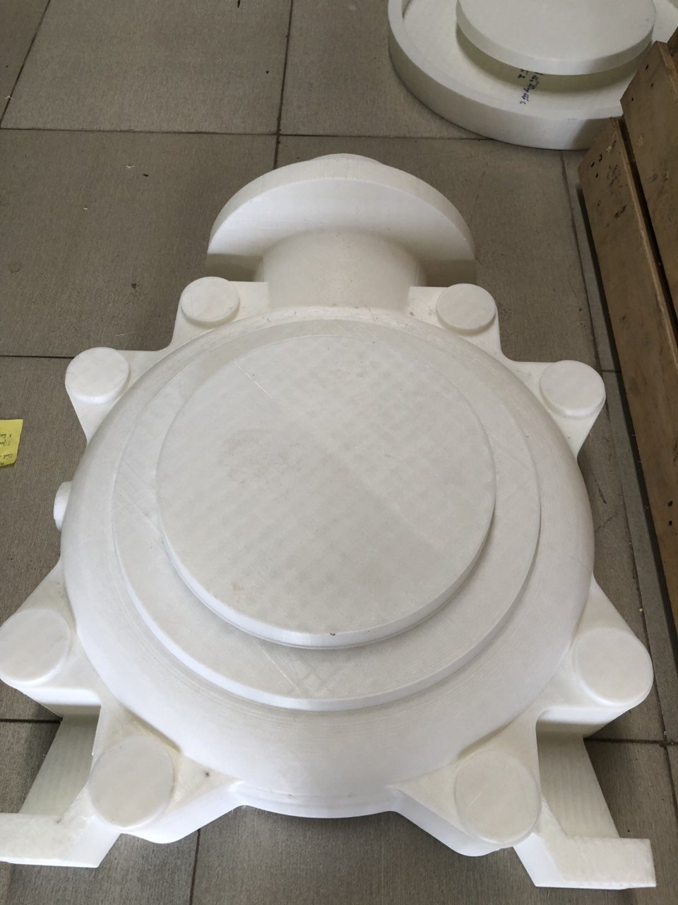 Hoàn thiện sơn mô hình in 3D SLA khổ lớn tại CT3D